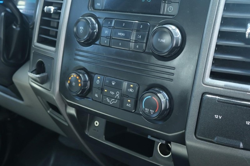 2017 Ford F-450 XL photo 30