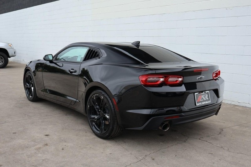 2021 Chevrolet Camaro LT1 photo 11