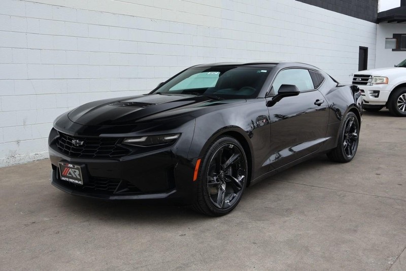 2021 Chevrolet Camaro LT1 photo 13