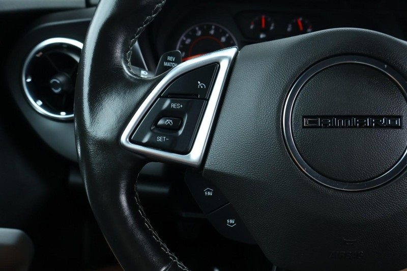 2021 Chevrolet Camaro LT1 photo 31