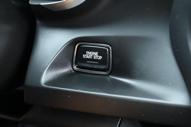 2021 Chevrolet Camaro LT1 photo 33