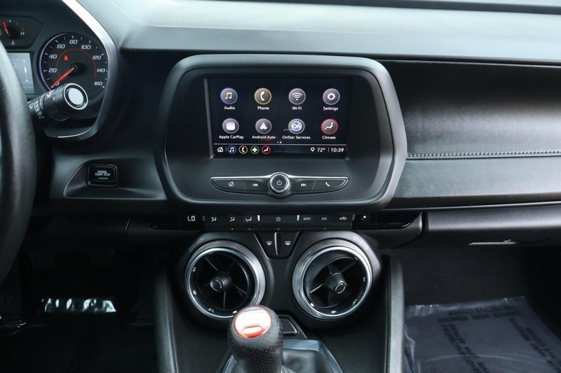 2021 Chevrolet Camaro LT1 photo 34