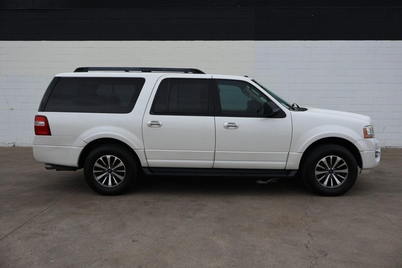 2016 Ford Expedition EL XLT photo 4