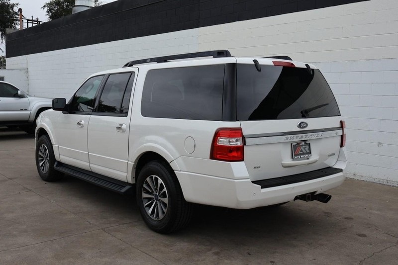 2016 Ford Expedition EL XLT photo 13
