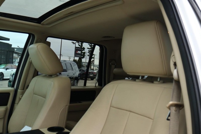 2016 Ford Expedition EL XLT photo 27