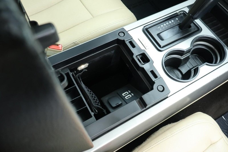 2016 Ford Expedition EL XLT photo 45
