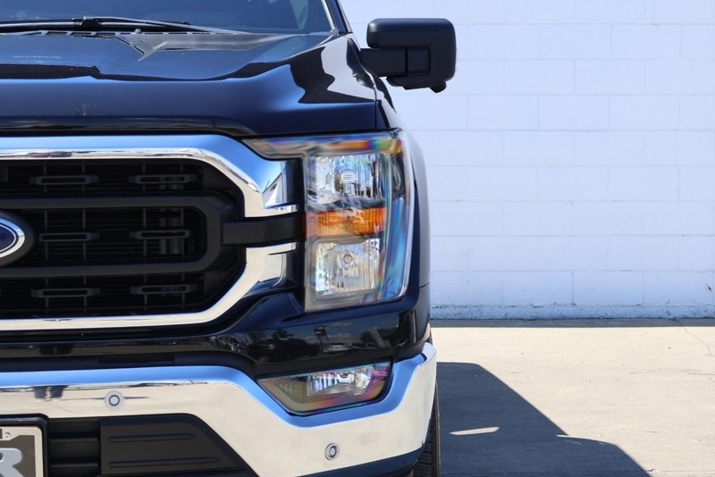 2023 Ford F-150 XLT photo 2