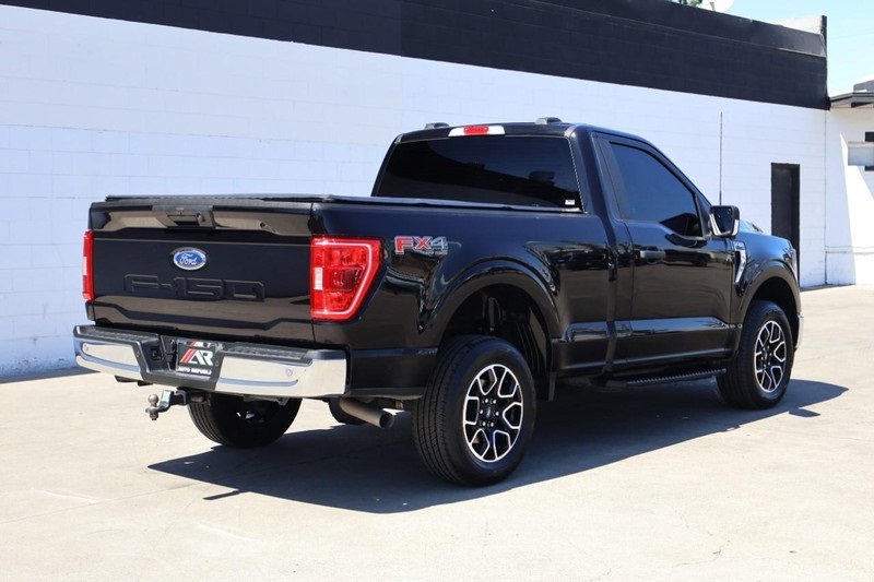 2023 Ford F-150 XLT photo 4