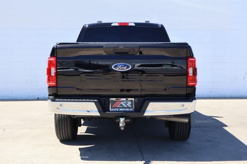 2023 Ford F-150 XLT photo 5