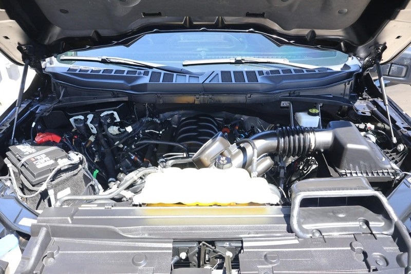 2023 Ford F-150 XLT photo 13