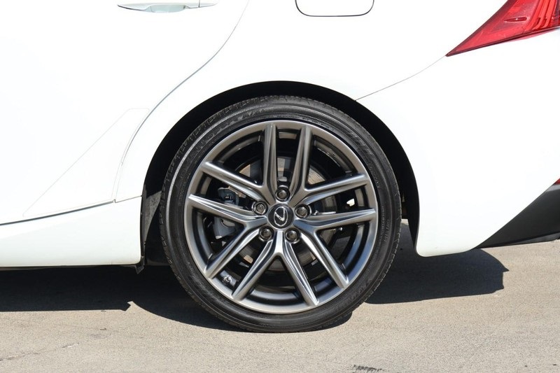 2020 Lexus IS 300 F SPORT photo 13