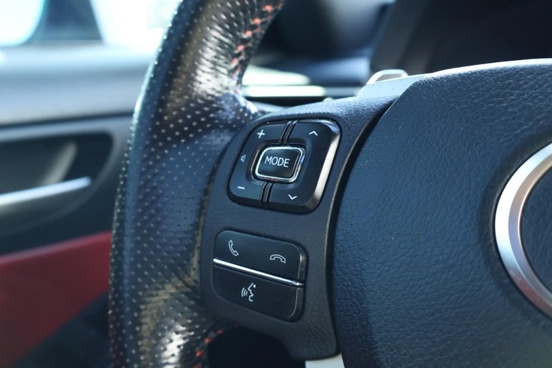2020 Lexus IS 300 F SPORT photo 27