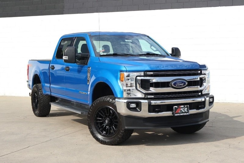 2020 Ford F-250 XLT photo 2