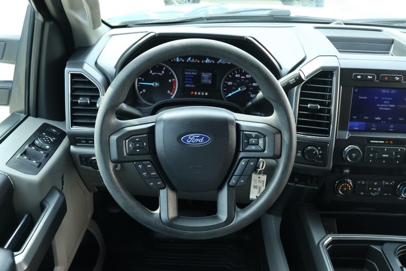 2020 Ford F-250 XLT photo 31