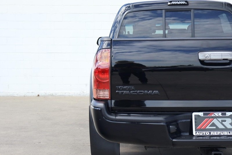 2014 Toyota Tacoma PreRunner photo 4