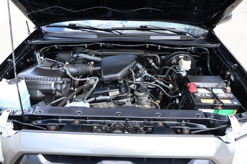 2014 Toyota Tacoma PreRunner photo 11