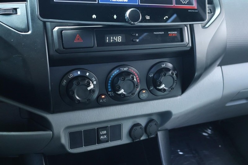 2014 Toyota Tacoma PreRunner photo 30