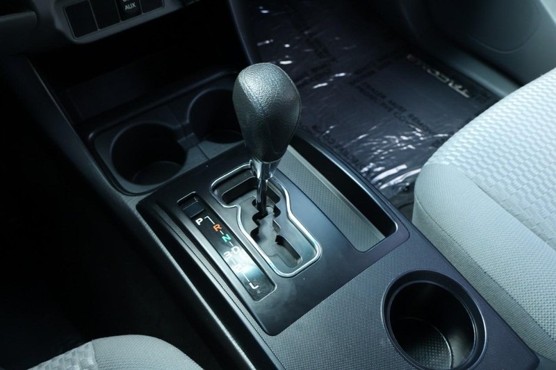 2014 Toyota Tacoma PreRunner photo 32