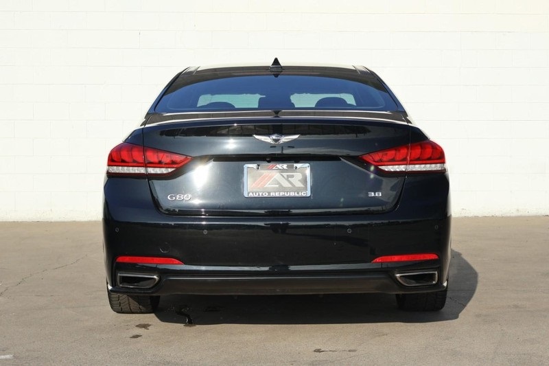 2017 Genesis G80 Premium 3.8 5.0 Ultimate photo 5