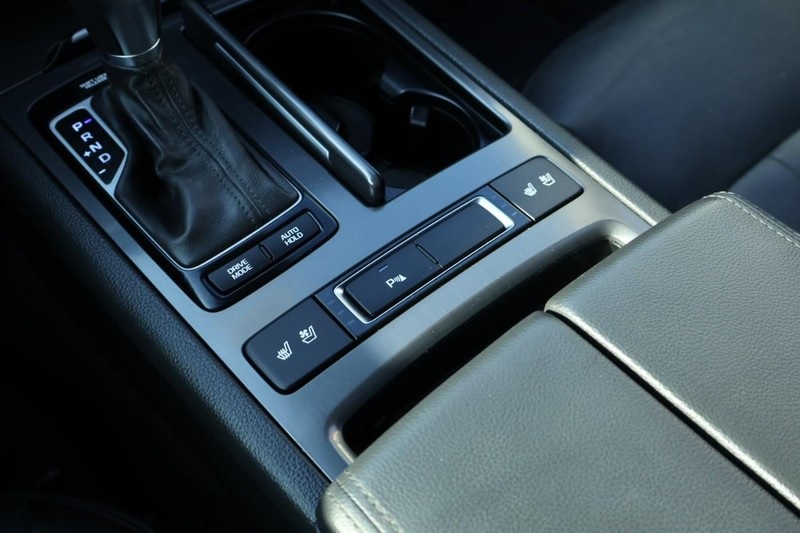 2017 Genesis G80 Premium 3.8 5.0 Ultimate photo 37