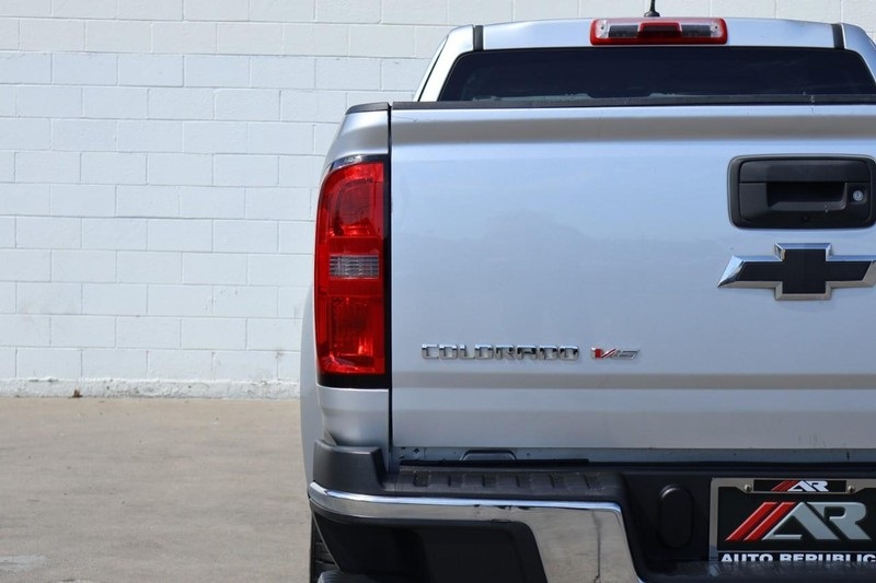 2017 Chevrolet Colorado Work Truck photo 7