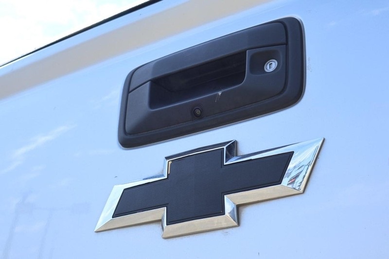2017 Chevrolet Colorado Work Truck photo 8