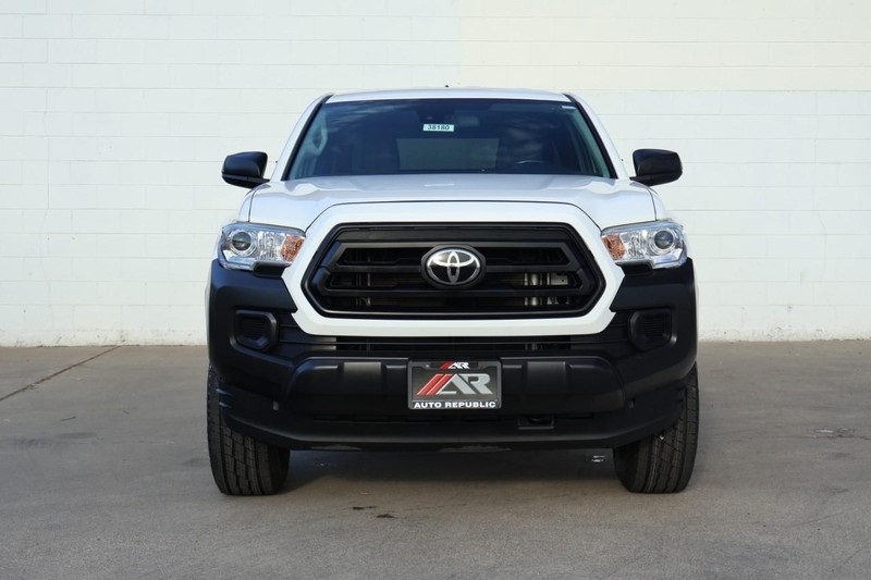 2021 Toyota Tacoma SR Access Cab photo 2
