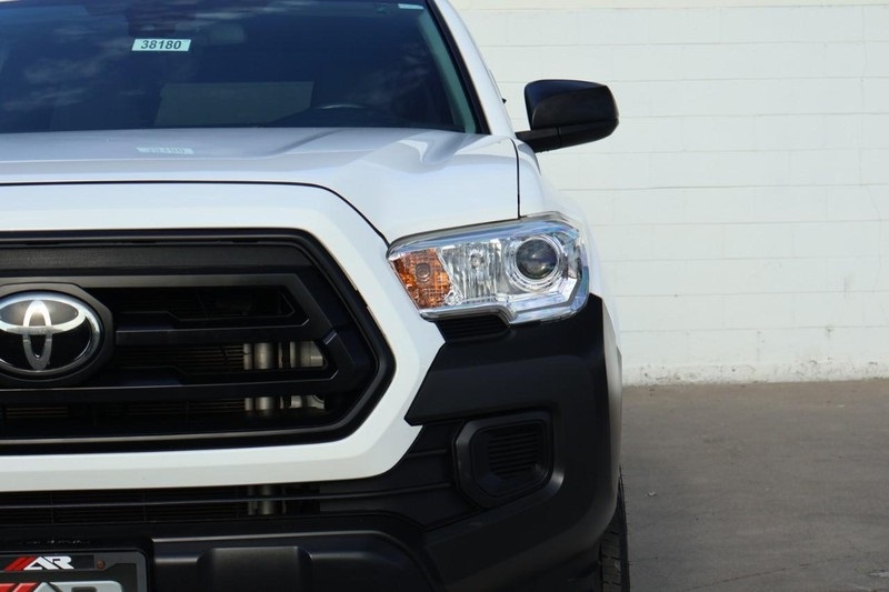 2021 Toyota Tacoma SR Access Cab photo 3