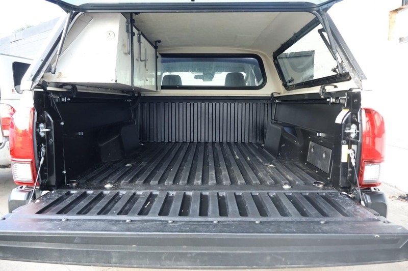 2021 Toyota Tacoma SR Access Cab photo 10