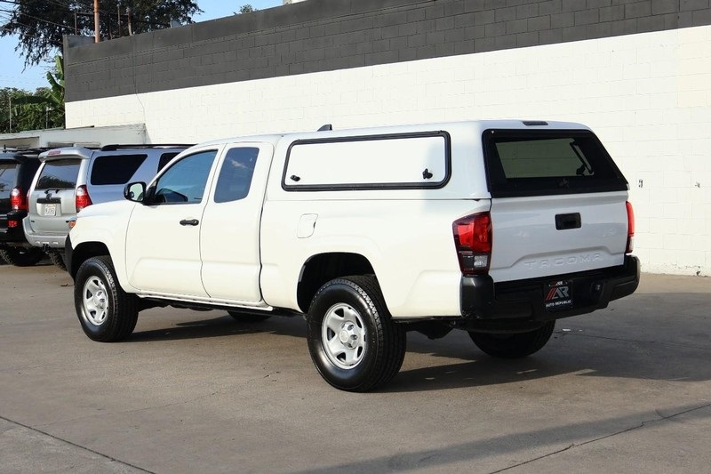 2021 Toyota Tacoma SR Access Cab photo 11