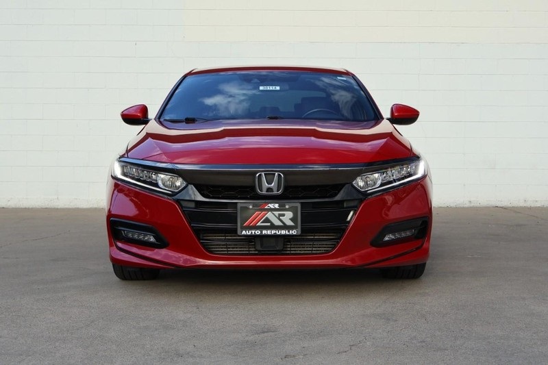 2020 Honda Accord Sport 1.5T photo 2