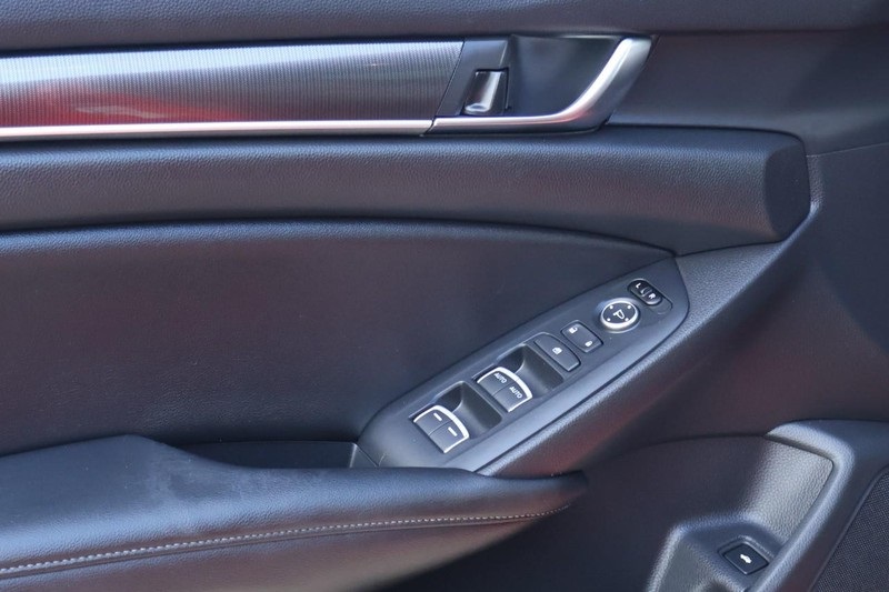 2020 Honda Accord Sport 1.5T photo 16