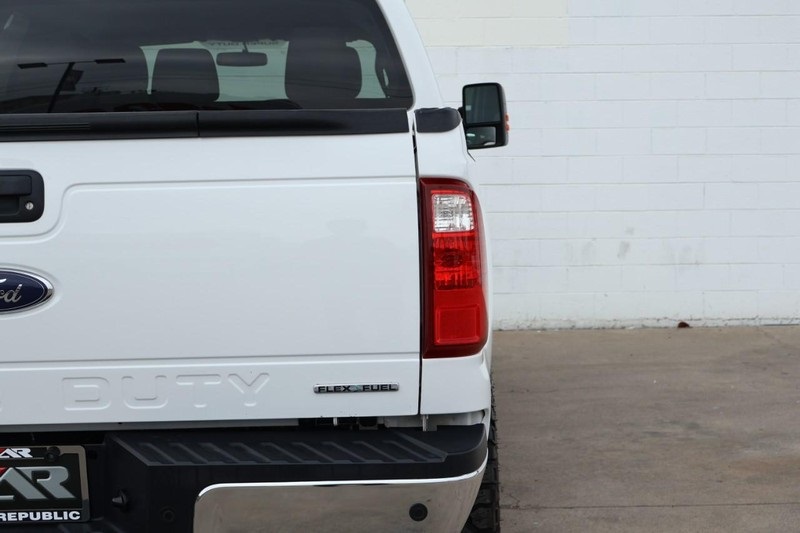 2016 Ford F-250 XLT photo 7