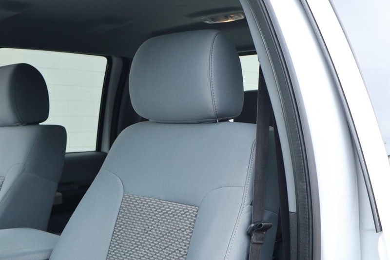 2016 Ford F-250 XLT photo 20