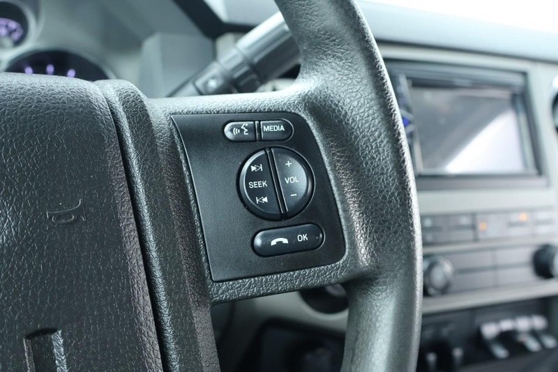 2016 Ford F-250 XLT photo 28