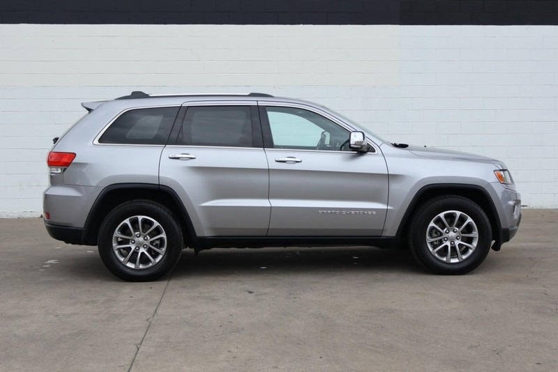 2015 Jeep Grand Cherokee Limited photo 2