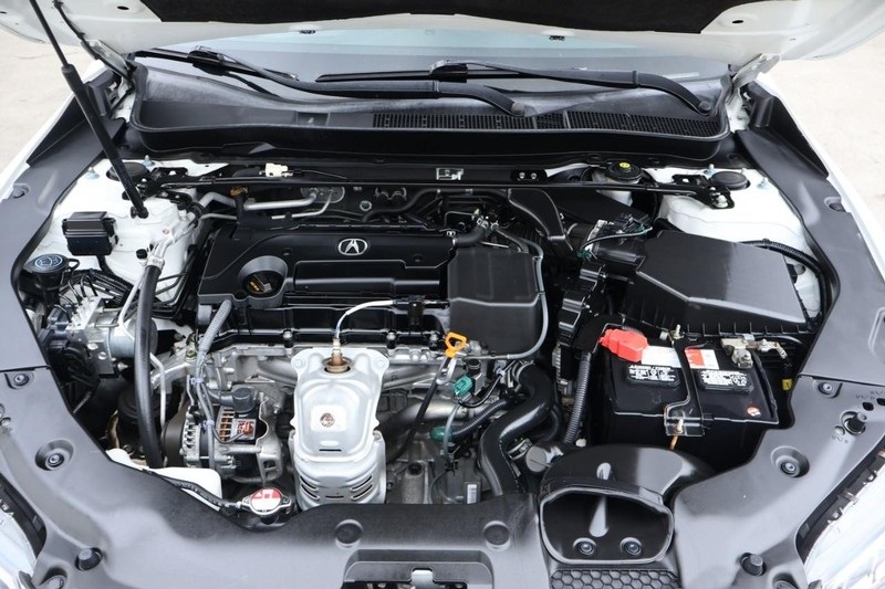 2015 Acura TLX Technology photo 12