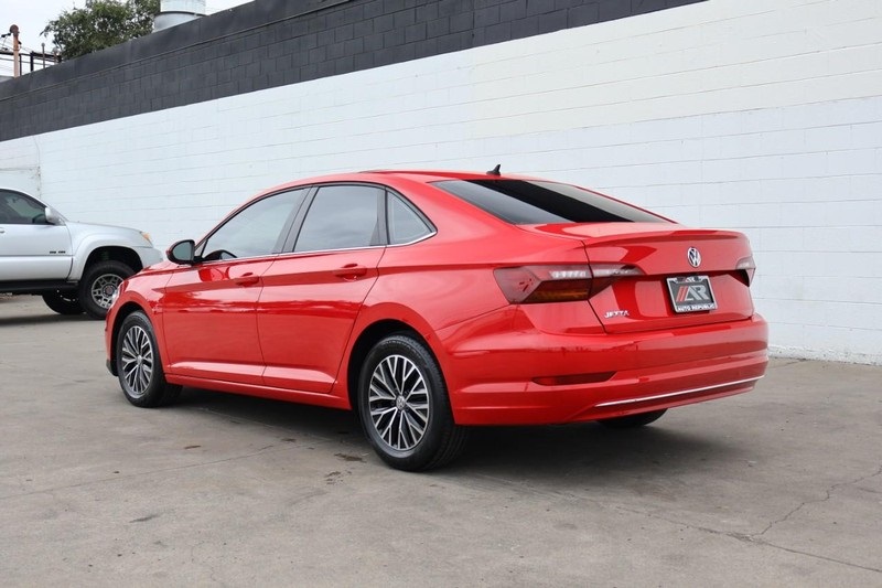 2019 Volkswagen Jetta SE photo 10