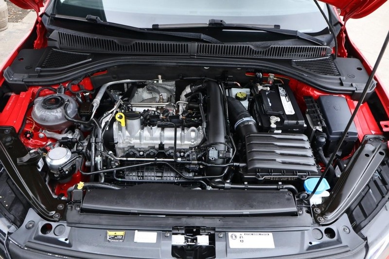 2019 Volkswagen Jetta SE photo 13