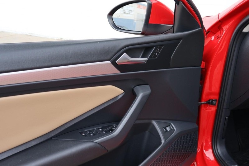 2019 Volkswagen Jetta SE photo 16