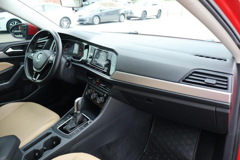 2019 Volkswagen Jetta SE photo 20