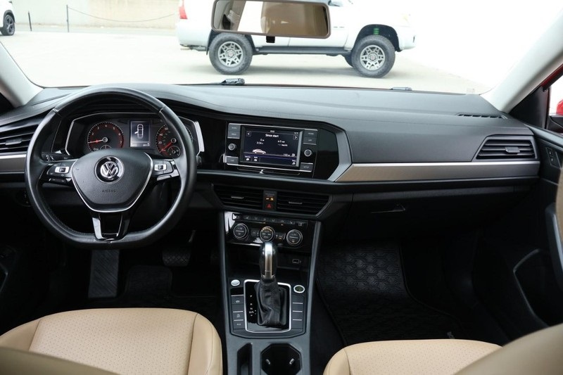 2019 Volkswagen Jetta SE photo 23
