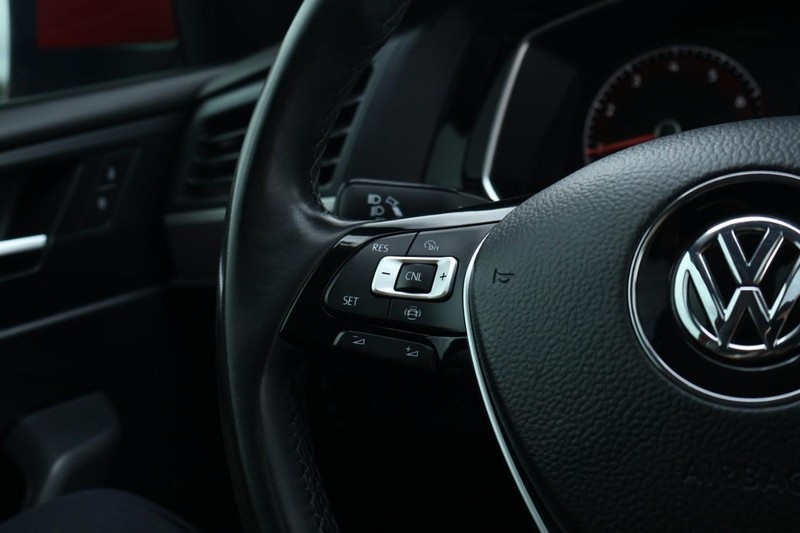 2019 Volkswagen Jetta SE photo 26