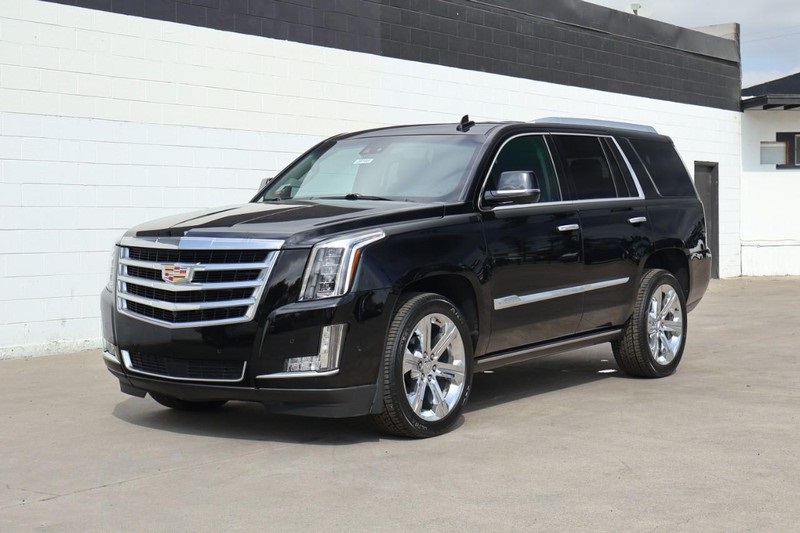 2020 Cadillac Escalade Premium Luxury photo 8