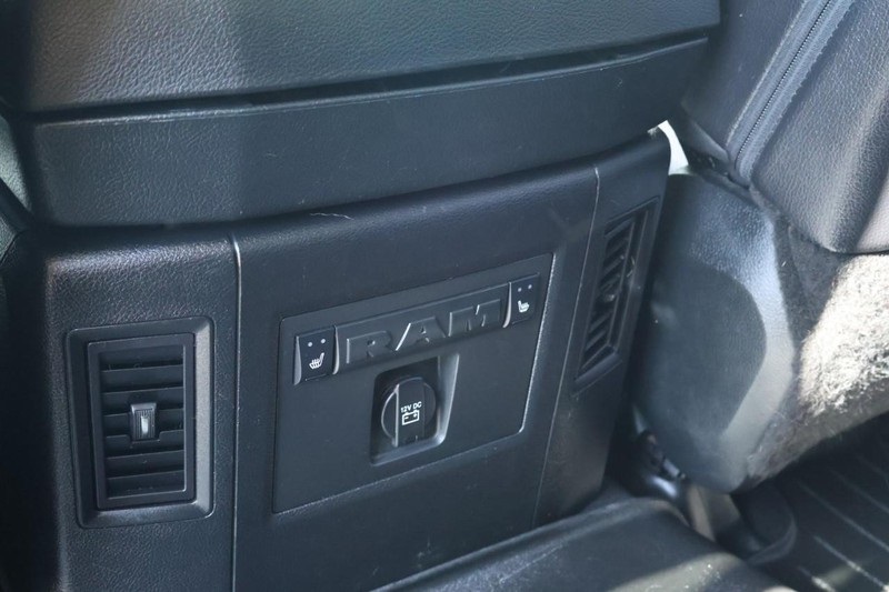 2018 Ram 1500 Laramie photo 28