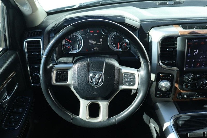 2018 Ram 1500 Laramie photo 31