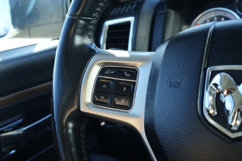2018 Ram 1500 Laramie photo 32