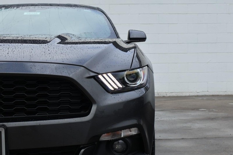 2015 Ford Mustang EcoBoost photo 3