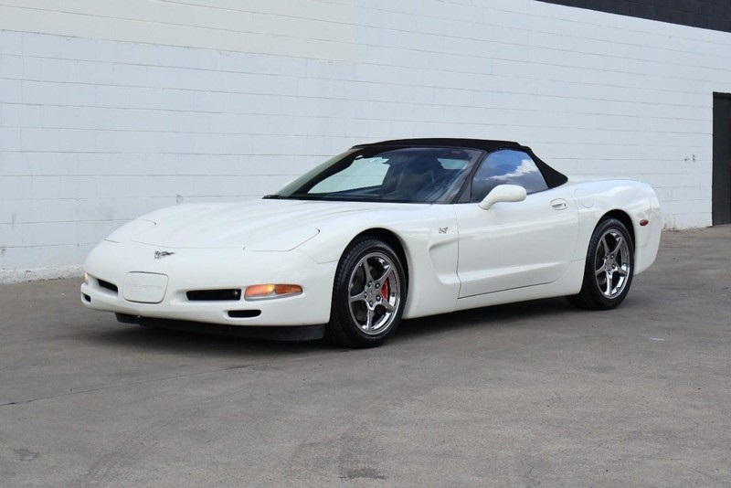 2003 Chevrolet Corvette photo 12