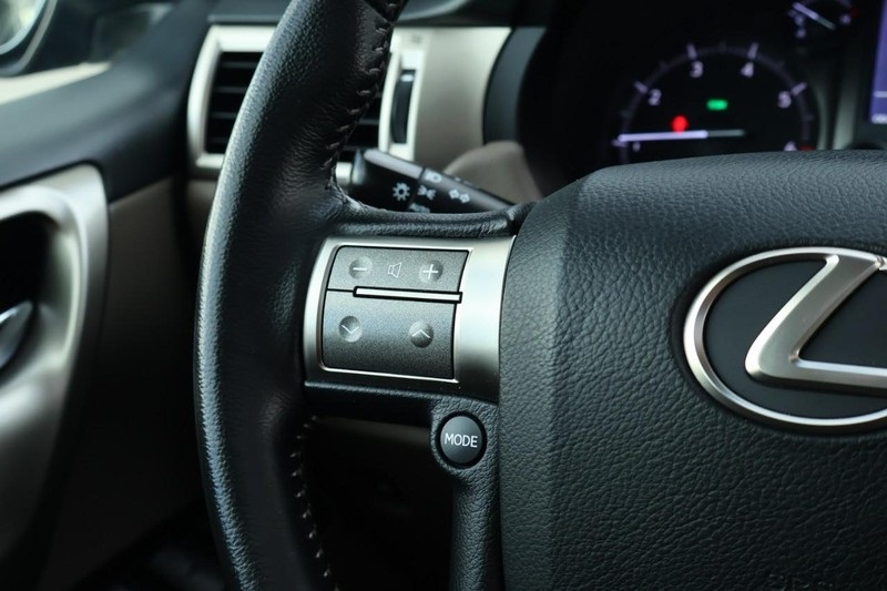 2017 Lexus GX 460 photo 30